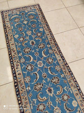 Charger l'image dans la galerie, Tapis Nain fait main n°4083_207×68