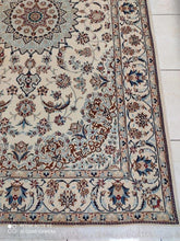 Charger l'image dans la galerie, Tapis Nain Chichla fait main n°16419_252×162