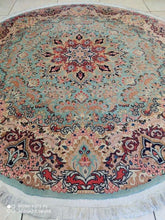 Charger l'image dans la galerie, Tapis Rond Kachmar fait main n°17863_180×178