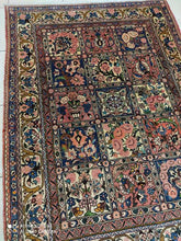 Charger l'image dans la galerie, Tapis Bakhtiar fait main n°3600_194×140