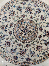 Charger l'image dans la galerie, Tapis rond Nain tissé main n°19558_83×83