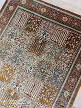Charger l'image dans la galerie, TAPIS GHOM SOIE tissé main n°17526_144×98