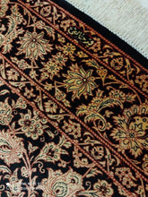 Charger l'image dans la galerie, Tapis Ghom soie tissé main n°16489_150×102