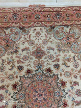Charger l'image dans la galerie, Tapis Tabriz tissé main n°18520_200×158