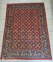 Charger l'image dans la galerie, Tapis Varamine noué main n°16295_198×146
