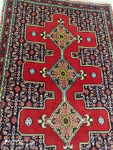 Charger l'image dans la galerie, Tapis Kurdistan fait main n°10347_108×74