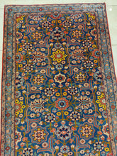 Charger l'image dans la galerie, Tapis Varamine noué main n°17969_156×103