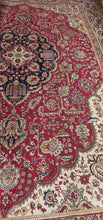 Charger l'image dans la galerie, Grand tapis Tabriz fait main n°11369_357×252
