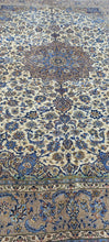 Charger l'image dans la galerie, Grand tapis Yazd fait main n°11852_521×342
