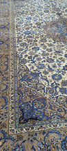 Charger l'image dans la galerie, Grand tapis Yazd fait main n°11852_521×342

