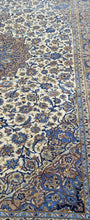 Charger l'image dans la galerie, Grand tapis Yazd fait main n°11852_521×342
