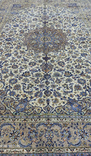 Charger l'image dans la galerie, Grand tapis Yazd fait main n°11852_521×342
