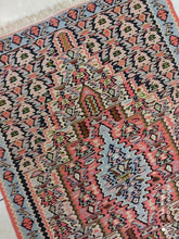 Charger l&#39;image dans la galerie, Kilim Kurdistan fait main n°19042_105×70
