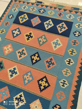 Charger l&#39;image dans la galerie, Kilim Gachghai fait main n°12699_160×101
