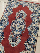 Charger l&#39;image dans la galerie, Tapis Nain fait main n°17488_100×58
