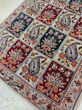 Charger l&#39;image dans la galerie, Tapis Ispahan fait main n°14276_100×66
