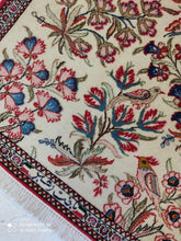 Charger l&#39;image dans la galerie, Tapis Ispahan fait main n°12864_107×72
