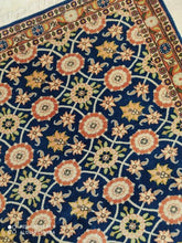 Charger l&#39;image dans la galerie, Tapis Varamine fait main n°18868_140×108
