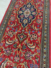 Charger l'image dans la galerie, Tapis Ghom fait main n°18854_140×50
