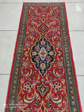 Charger l'image dans la galerie, Tapis Ghom fait main n°18854_140×50

