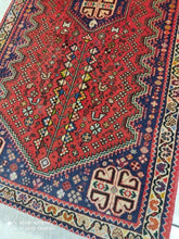 Charger l'image dans la galerie, Tapis Abadeh tissé main n°19158_146×72
