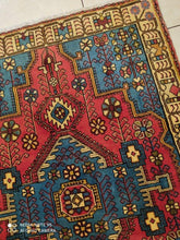 Charger l'image dans la galerie, Tapis Nahavand tissé main n°14886_155×111
