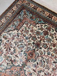 Tapis Cachemire soie noué main n°61_156×99