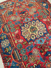 Charger l&#39;image dans la galerie, Tapis Nahavand tissé main n°17219_164×117
