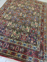 Charger l'image dans la galerie, Tapis Bakhtiar fait main n°3593_212×139
