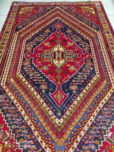 Charger l'image dans la galerie, Tapis Ghachghai fait main n°17069_264×168
