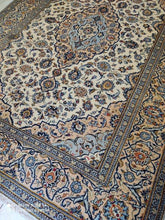 Charger l&#39;image dans la galerie, Grand Tapis Kachan tissé main n°12310_295×199
