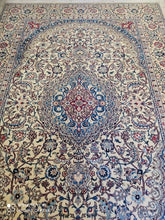 Charger l'image dans la galerie, GRAND Tapis Nain fait main n°19338_300×200
