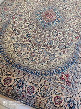 Charger l'image dans la galerie, GRAND Tapis Nain fait main n°19338_300×200
