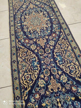 Charger l&#39;image dans la galerie, Tapis Nain fait main n°200_300×60
