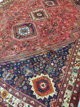 Charger l'image dans la galerie, Grand Tapis Ghachgai fait main n°18473_302×203
