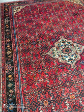 Charger l'image dans la galerie, Grand Tapis Hosseinabad noué main n°11347_305×210
