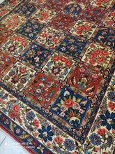 Charger l'image dans la galerie, Grand Tapis Bakhtiar noué main n°9543_308×210
