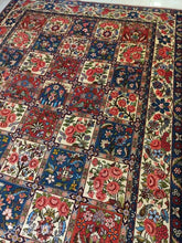 Charger l'image dans la galerie, Grand Tapis Bakhtiar noué main n°9543_308×210
