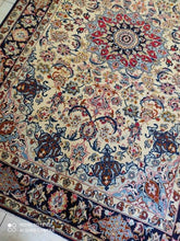 Charger l&#39;image dans la galerie, GRAND TAPIS Ispahan fait main n°13026_316×212
