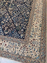 Charger l&#39;image dans la galerie, Grand Tapis Nain tissé main n°18390_342×252
