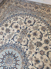 Charger l&#39;image dans la galerie, Grand Tapis Nain Chichla tissé main n°18852_360×260
