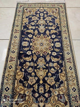 Charger l&#39;image dans la galerie, Tapis Nain fait main n°4457_115×57
