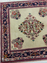 Charger l&#39;image dans la galerie, Tapis Carré Antique Nanaj fait main n°14818_115×120
