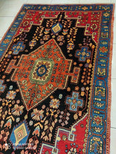 Charger l'image dans la galerie, TAPIS Nahavand noué main n°11966_238×145
