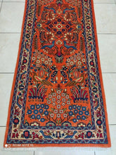 Charger l'image dans la galerie, Tapis Sarouk fait main n°15890_220×80
