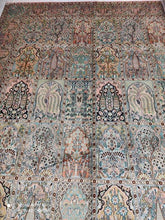 Charger l&#39;image dans la galerie, Tapis Cachemire soie tissé main n°5_307×244
