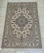 Charger l'image dans la galerie, Tapis Nain Chichla noué main n°16009_195×133
