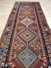 Charger l'image dans la galerie, TAPIS Yalameh noué main n°20_200×75

