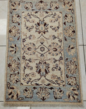 Charger l&#39;image dans la galerie, Tapis Gabbeh tissé main n°142_092×062
