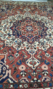 Grand Tapis Bakhtiar tissé main_380×300